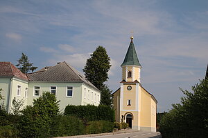 Bärnkopf, Pfarrkirche hl. Anna, 1854 und Schulgebäude