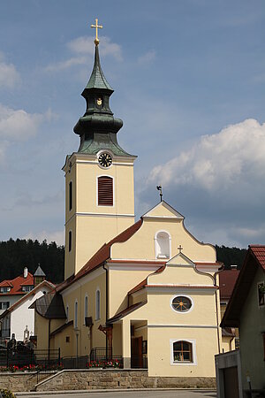 St. Martin bei Weitra, Pfarrkirche hl. Martin, einschiffige urspr. romanische Chorturmkirche, im 2. Viertel des 18. Jahrhundert barockisiert