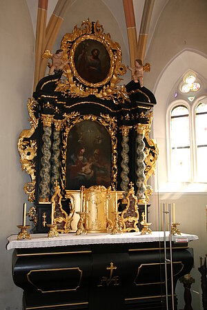 Randegg, Pfarrkirche hl. Maria Unbefleckte Empfängnis, ehem. Wallfahrtskirche Maria am Moos, Seitenaltar mit Altarblatt hl. Anna Selbdritt, 1716