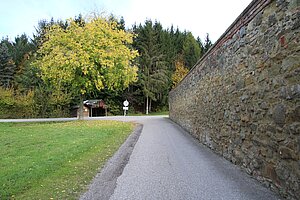 Mauerbach,ehem. Wehrmauer der Kartause