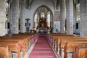 Litschau, Stadtpfarrkirche hl. Michael, Blick in die spätgotische Halle