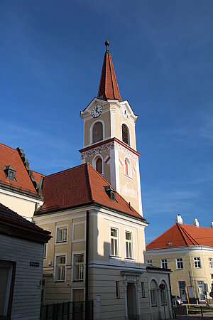 Wiener Neudorf, Rathausplatz Nr. 1, Altes Rathaus, ehemals Kapelle, seit 1780 Schul- und Lehrerwohnhaus, 1902-76 Rathaus