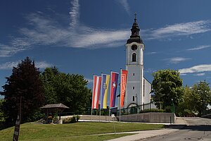 Öhling, Pfarrkirche hl. Wolfgang, im Kern barocke Saalkirche,