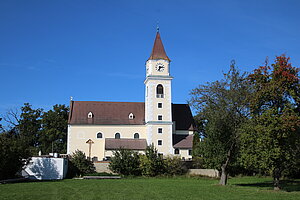 Röhrenbach, Pfarrkirche hl. Michael, im Kern romanischer Bau, ab 1661 barockisiert