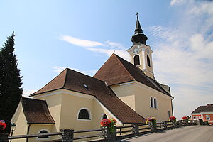 St. Georgen an der Leys, Pfarrkirche hll. Georg und Gregor, spätbarocker Zentralbau mit eingezogenem Chor, 1758-1762