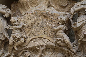 Tulln, Stadtpfarrkirche hl. Stephan, Epitaph Familie Hartmann, 1742-44