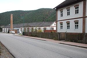 Weißenbach an der Triesting, ehem. Leonische Fabrik, Fabriksgebäude in der Further Straße, 3. Viertel 19. Jh.