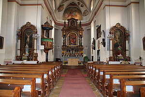 Gföhl, Pfarrkirche hl. Andreas, Barockbau 1715-20 errichtet, Blick in das Kircheninnere