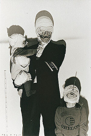 Gottfried Helnwein, Selbstporträt, 1982