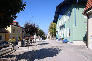 Hauptstraße durch Gutenbrunn