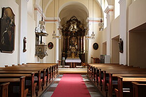 Purkersdorf, Pfarrkirche hl. Jakobus der Ältere, Blick in den gotischen, barockisierten Saalbau