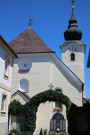 Euratsfeld, Pfarrkirche hl. Johannes d. Täufer, barockisierte Hallenkirche