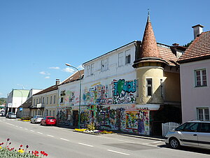 Rabenstein an der Pielach, Hausensemble in der Mariazeller Straße
