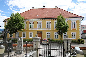 Wolfsbach, Kindergarten, ehem. Volksschule 1877