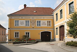 Kautzen, Pfarrhof, 1714/15 errichtet, Ausbau 1787, Umbau 1862