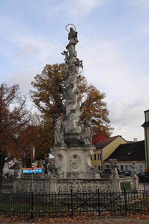 Ernstbrunn, Pestsäule mit Maria Immaculata, 1714, Rochus Mayrhofer