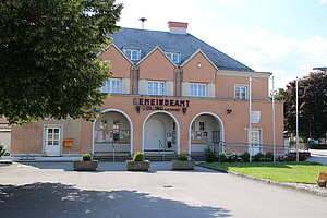 Golling an der Erlauf, Gemeindeamt, 1923-25 nach Plänen von Anton Valentin