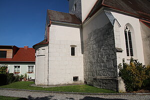 Sankt Pantaleon, Pfarrkirche hl. Pantaleon, spätgotische Hallenkirche