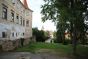 Droß, Schloss, 16. Jh., 1726 umgebaut