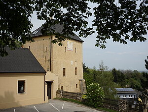 Falkenstein, Pfarrhof, im Kern 12. Jh., 16./17. Jh. ausgebaut