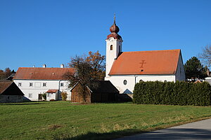 Franzen, Pfarrkirche hl. Martin, baocke Saalkirche mit West-Turm, 1715-1724