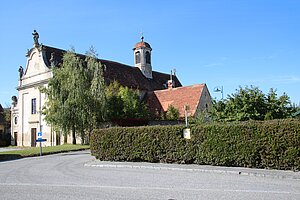 Röhrenbach, Kuefstein'sche Gruftkapelle hl. Anna - ehemalige Spitalskirche, 1. Hälfte 18. Jh.