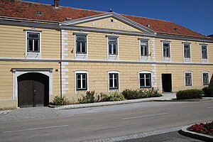 Geras, Hauptstraße Nr. 3: Gasthof zum weißen Engel, 1860