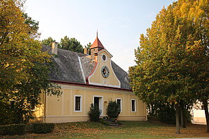 Großschweinbarth, Sog. Spital, 1803 anstelle eines Armenhauses errichtet