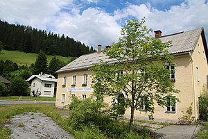 Terz, Gasthof an der Grenze, 1635 urkundlich erwähnt, Umbau 1920er Jahre