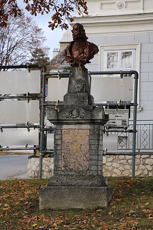 Ernstbrunn, Denkmal für Kaiser Franz Joseph I., 1908