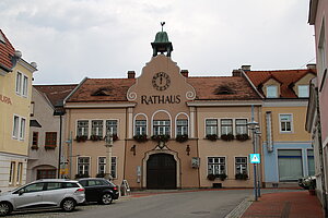 Markt Piesting, Marktplatz, Rathaus, 1898 erbaut