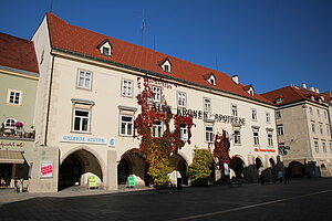 Wiener Neustadt, Hauptplatz Nr. 13, frühneuzeitliches Bürgerhaus