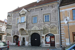 Eggenburg, Hauptplatz Nr. 1: Bemaltes Haus, Sgraffito-Haus, 1547