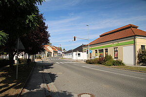 Drasenhofen, Hauptstrasse