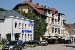 Pernitz, Hauptstraße Nr. 100, ehem. Hotel Singer, 1910-15 errichtet