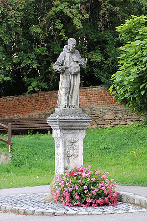 Mühlbach am Manhartsberg, Statue Hl. Felix von Cantalice, 1730, beim Schloss