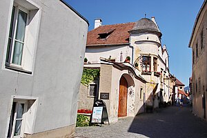 Dürnstein, Dürnstein Nr. 4, ehem. Freihaus, Kuenringertaverne, 2. Hälfte 16. Jh.