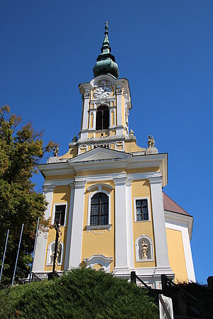 Groß-Siegharts, Pfarrkirche hl. Johannes d. Täufer, Bau ab 1722 nach Plänen von Donato Felice d'Allio