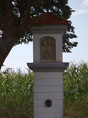 Hohenau an der March, Pestsäule, 1679 über Massengrab errichtet