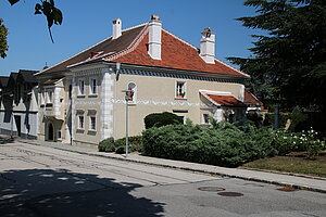 Sommerein, Schloßstraße 21, sog. Hampel-Haus, Anlage vom Ende 16. Jh.