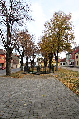 Ernstbrunn, Blick über Hauptplatz