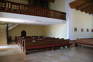 Grafenschlag, Pfarrkirche hl. Martin, Blick in das Langhaus von 1976