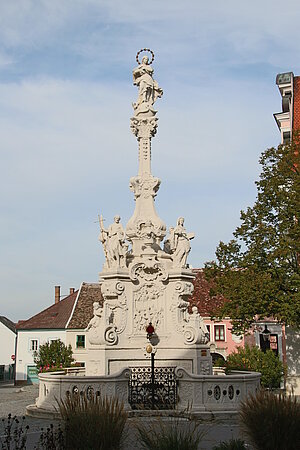 Hainburg, Mariensäule auf dem Hauptplatz, 1749 gestiftet