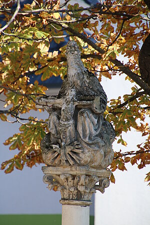 Lichtenegg, Marktplatz, barocker Gnadenstuhl