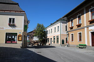 Martinsberg, Hauptstraße