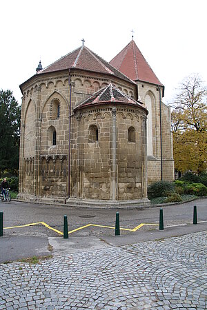 Tulln, Karner, "Dreikönigskapelle", zweischaliger Zentralraum, 2. Viertel 13. Jh.