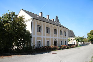 Ernsthofen, Pfarrhof, erbaut 1781