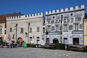 Gmünd, Stadtplatz Nr. 31 und 33: Sgrafittohäuser