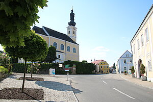 Karlstetten, Hauptplatz