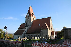 Altpölla, Pfarrkirche Mariae Himmelfahrt, romanischer Baukern mit neugotischen Erweiterungsbauten